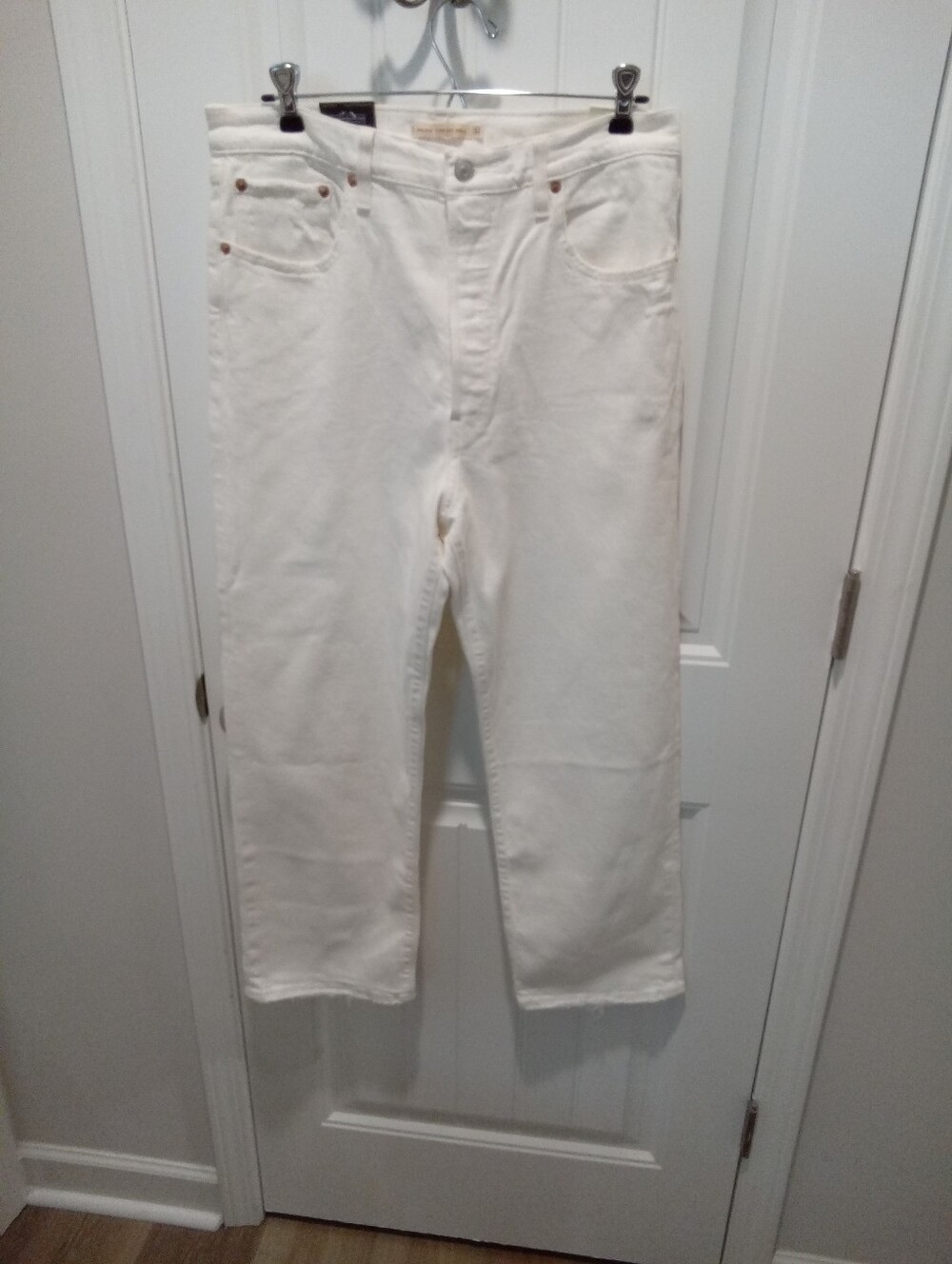 Levi's Sz 32×27 (14) White Ribcage Straight Ankle Button Fly High Rise Stretch